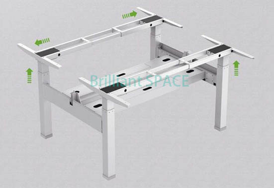 Adjustable desk